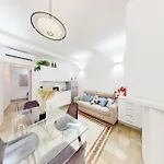 Dettori 18 - - 2 Bathrooms Cagliari