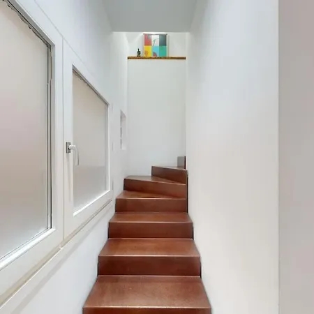 Apartment Nearby Historic Center - 2 Private Bathrooms *