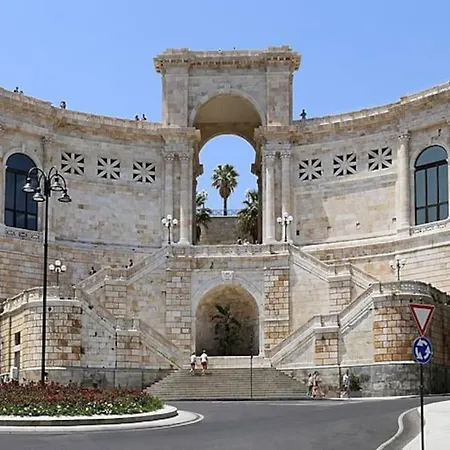 Dettori 18 Historic Center - 2 Private Bathrooms Cagliari