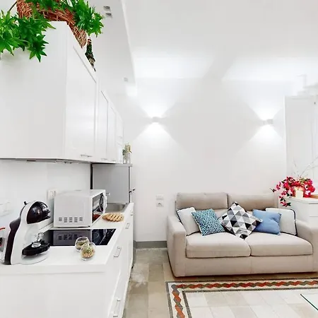 Nearby Historic Center - 2 Private Bathrooms